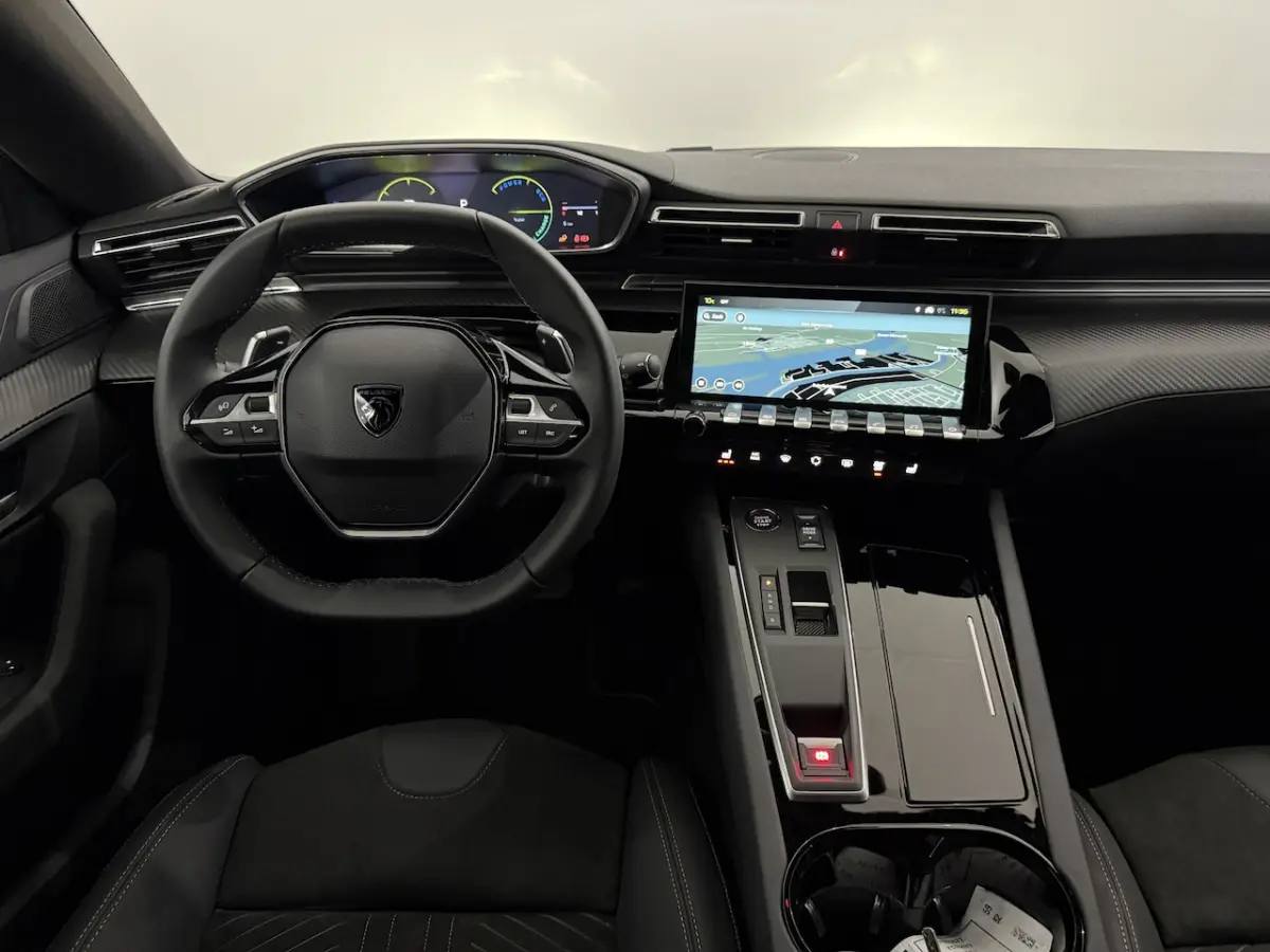 1.6 HYbrid 225 Allure Pack Plug-in 360 Camera, Half leder, Navi, Keyless start, Cruise con