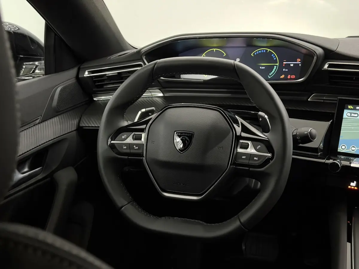 1.6 HYbrid 225 Allure Pack Plug-in 360 Camera, Half leder, Navi, Keyless start, Cruise con