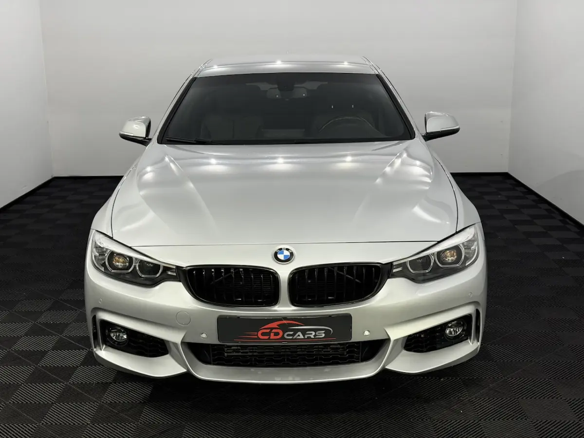 418i High Executive M sport Leder, Camera, Navi, Stoelverwarming, Cruise control, Elektris