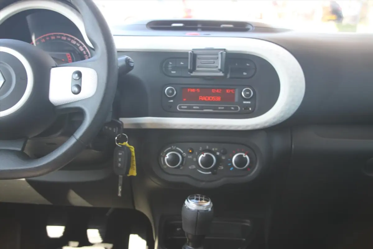75PK-COLLECTION-33DKM-AIRCO-CRUISE-BLUETOOTH-