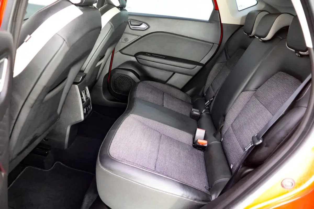 1.3T 130 Pk Aut. INTENS FULL LED | CAMERA | CARPLAY | CLIMA | CRUISE | PDC V+A | LMV