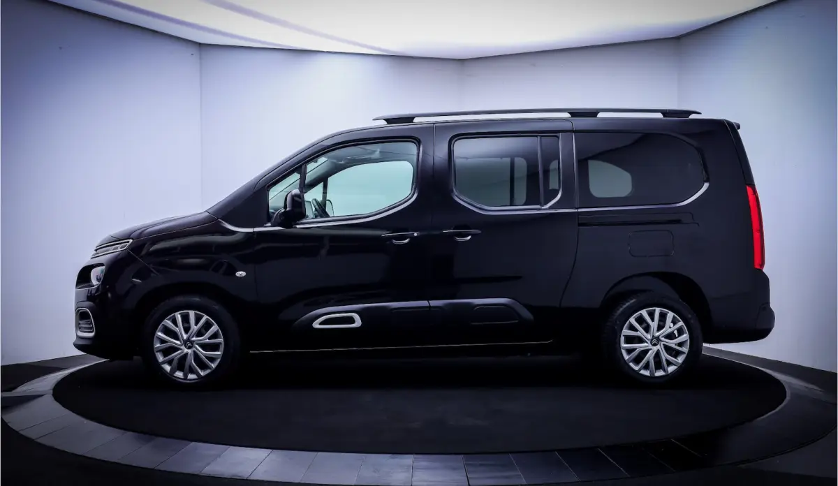 1.2T Aut. 7p SHINE HEAD UP | CAMERA | STOELVERW | NAVI | CARPLAY | DAB | AFN TREKHAAK | BL