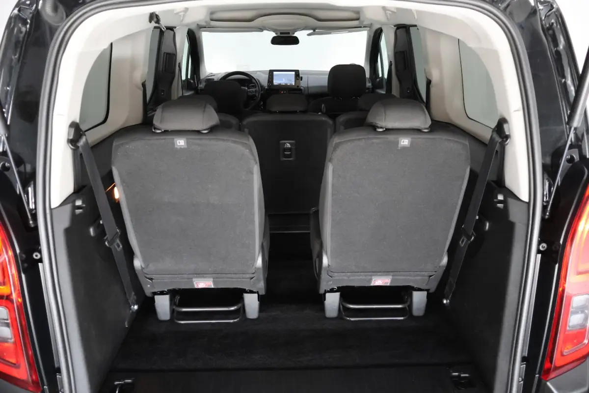 1.2T Aut. 7p SHINE HEAD UP | CAMERA | STOELVERW | NAVI | CARPLAY | DAB | AFN TREKHAAK | BL