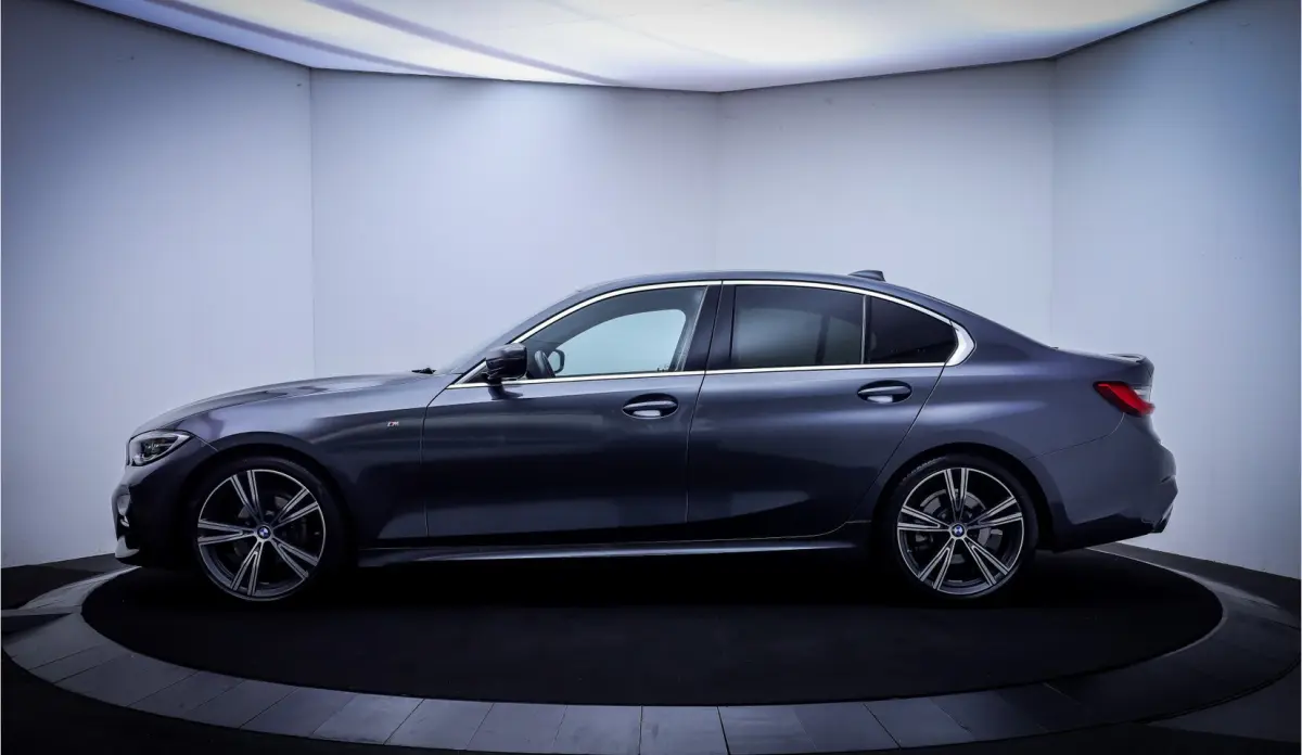 318iA M-SPORT Edition FULL LED | CARPLAY | NAVI | HIFI | DAB | SPORTSTOELEN | CRUISE | PDC