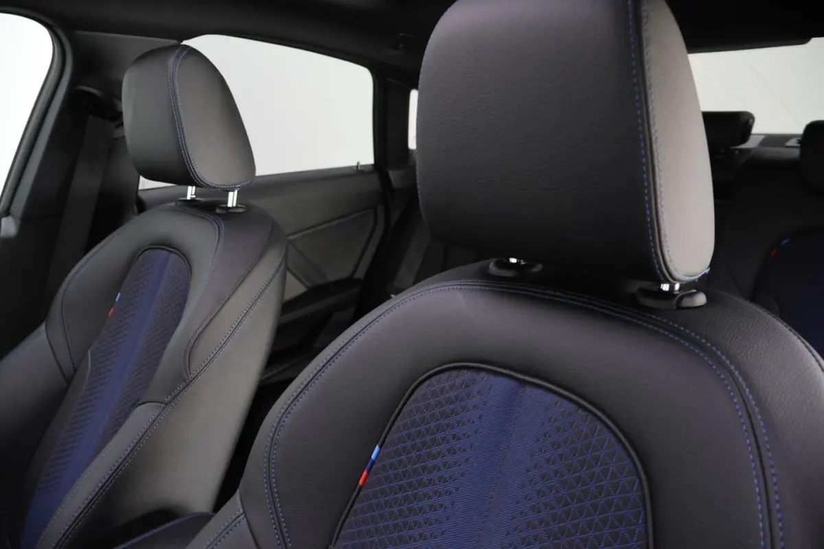 218iA M-SPORT Edition PANO | HARMAN KARDON | HEAD UP | STUUR+STOELVERW | CAMERA | BLINDSPO