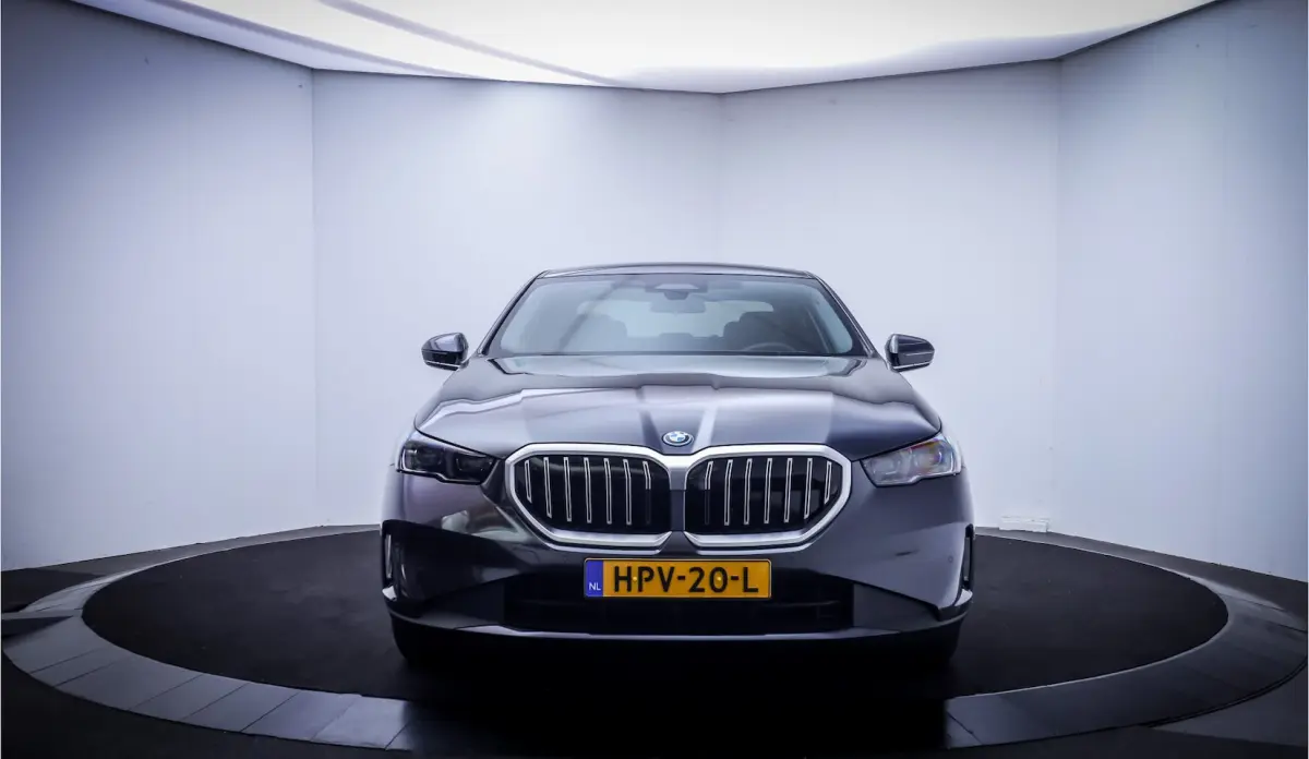 550e xDrive FULL.LED | KEYLESS | DODEHOEK | CARPLAY | HEAD-UP | ADAPTIEVE CRUISE | LANE.AS