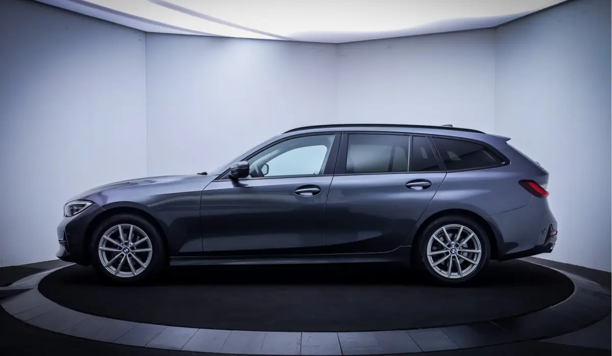318iA SPORT-LINE Edition FULL LED | STUUR+STOELVERW | CARPLAY | HALF LEDER | SPORTSTOELEN
