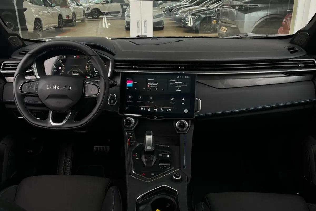 1.5 | PANO | ADAPTIVE | ZWARTE HEMEL | 360 CAMERA |