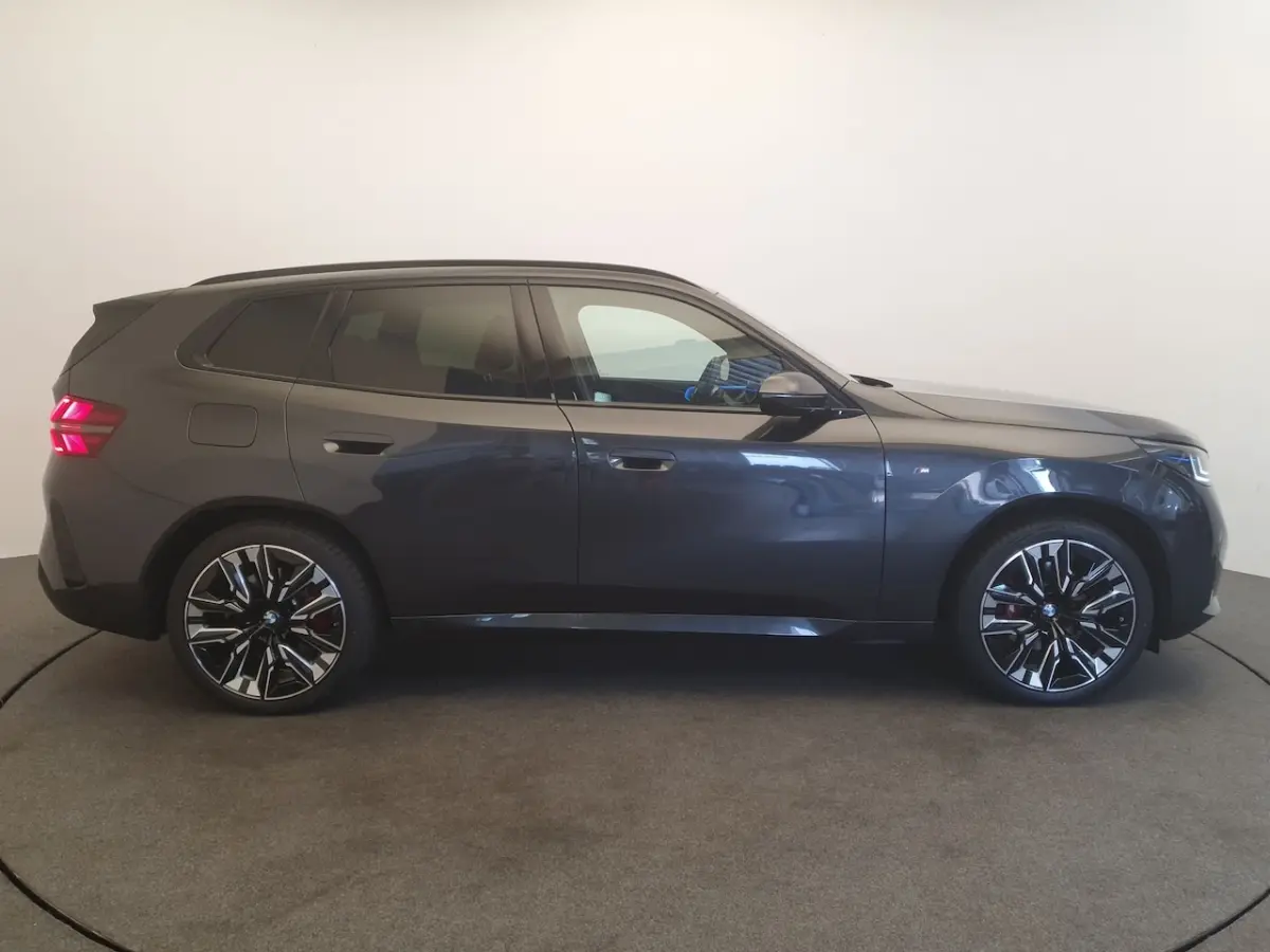 30e xDrive M-sport pro, Wegklapbare trekhaak, Panoramadak