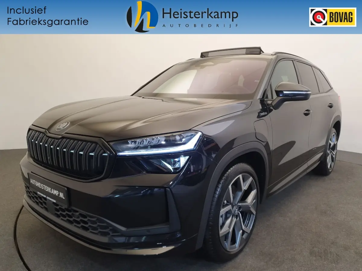 1.5 TSI PHEV DSG/AUT 204pk Sportline Business Wegklapbare trekhaak, Panoramadak, Winterpak