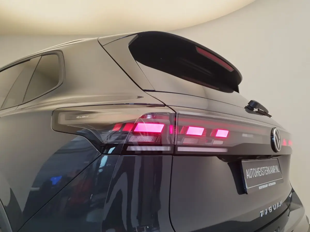 1.5 eHybrid Life Edition Wegklapbare trekhaak, ACC, 360 Camera