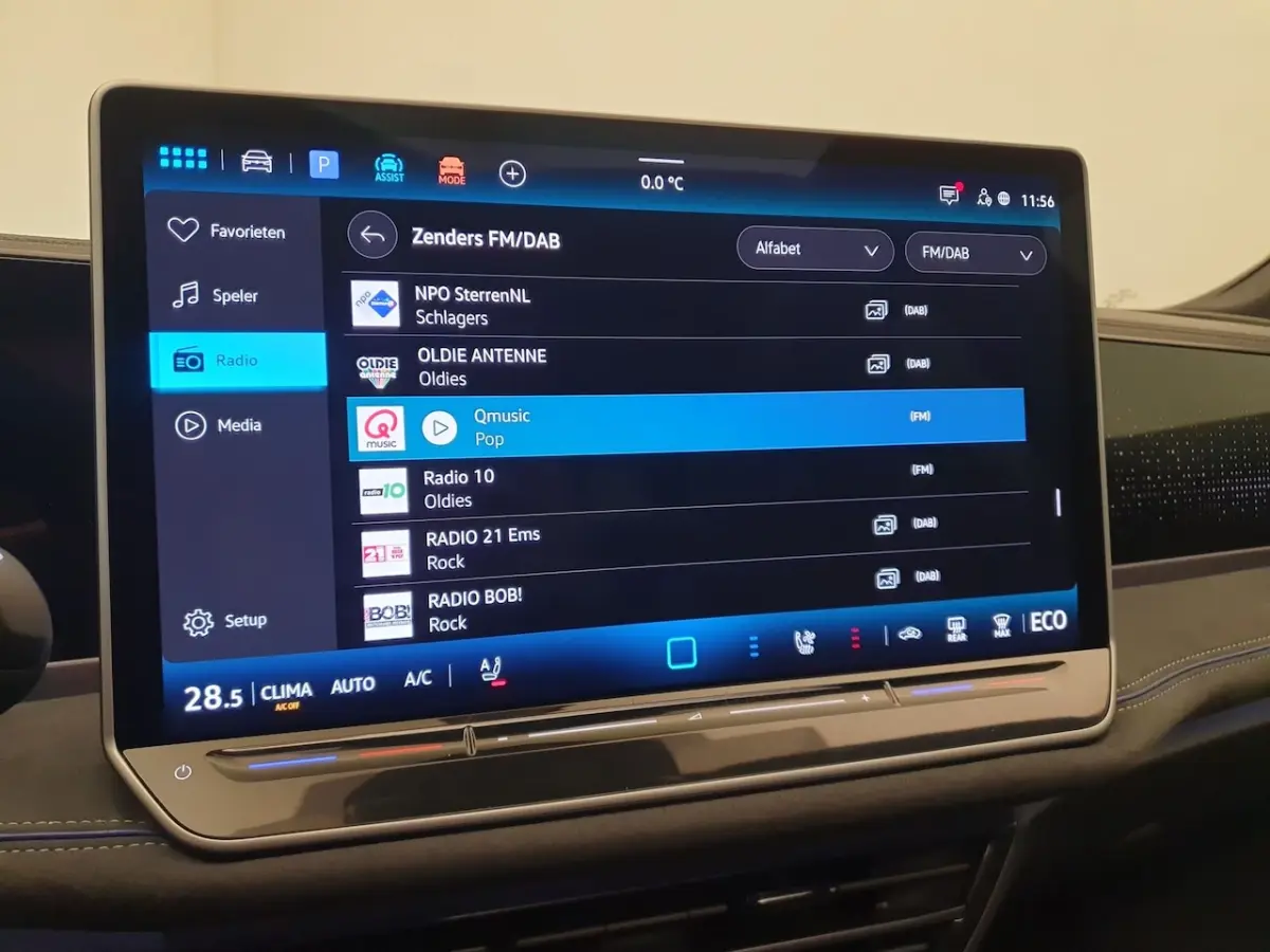 1.5 eHybrid 272pk DSG/AUT R-Line Wegklapbare trekhaak, Panoramadak, Harman/Kardon, Leder