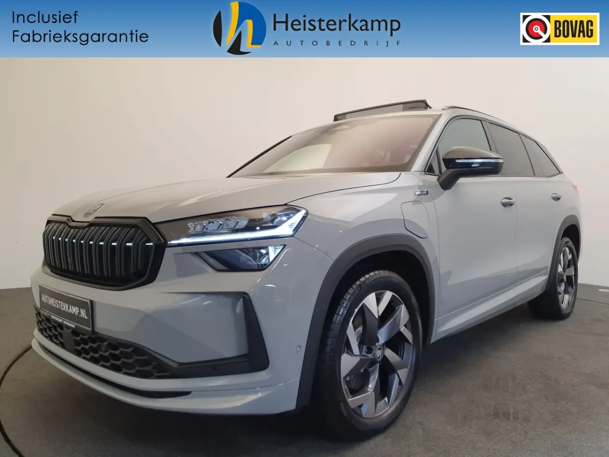 1.5 TSI PHEV DSG/AUT 204pk Sportline Wegklapbare trekhaak, Panoramadak, Canton