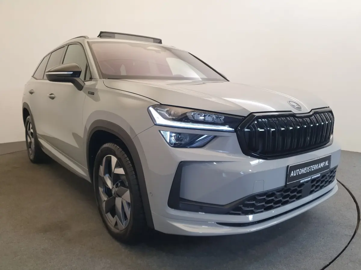 1.5 TSI PHEV DSG/AUT 204pk Sportline Wegklapbare trekhaak, Panoramadak, Canton
