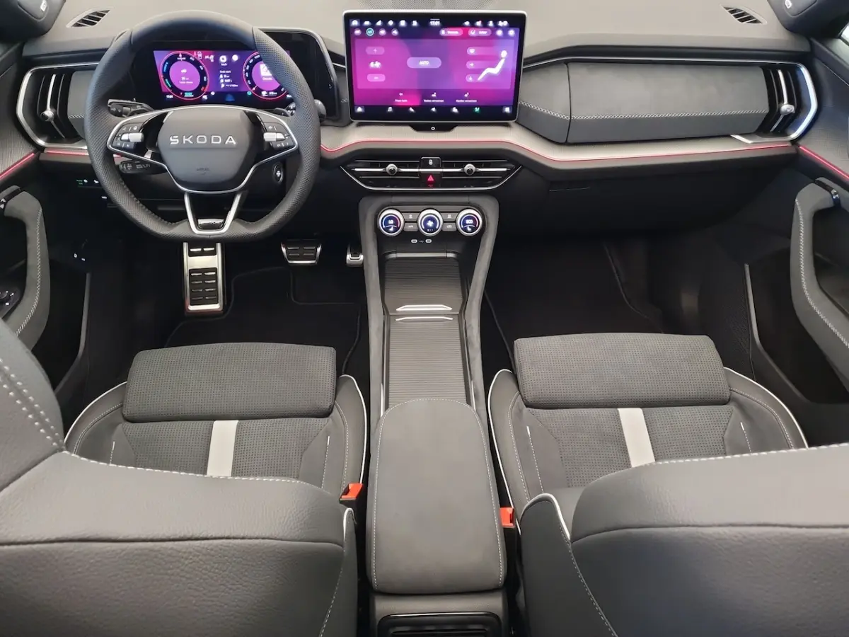 1.5 TSI PHEV DSG/AUT 204pk Sportline Wegklapbare trekhaak, Panoramadak, Canton