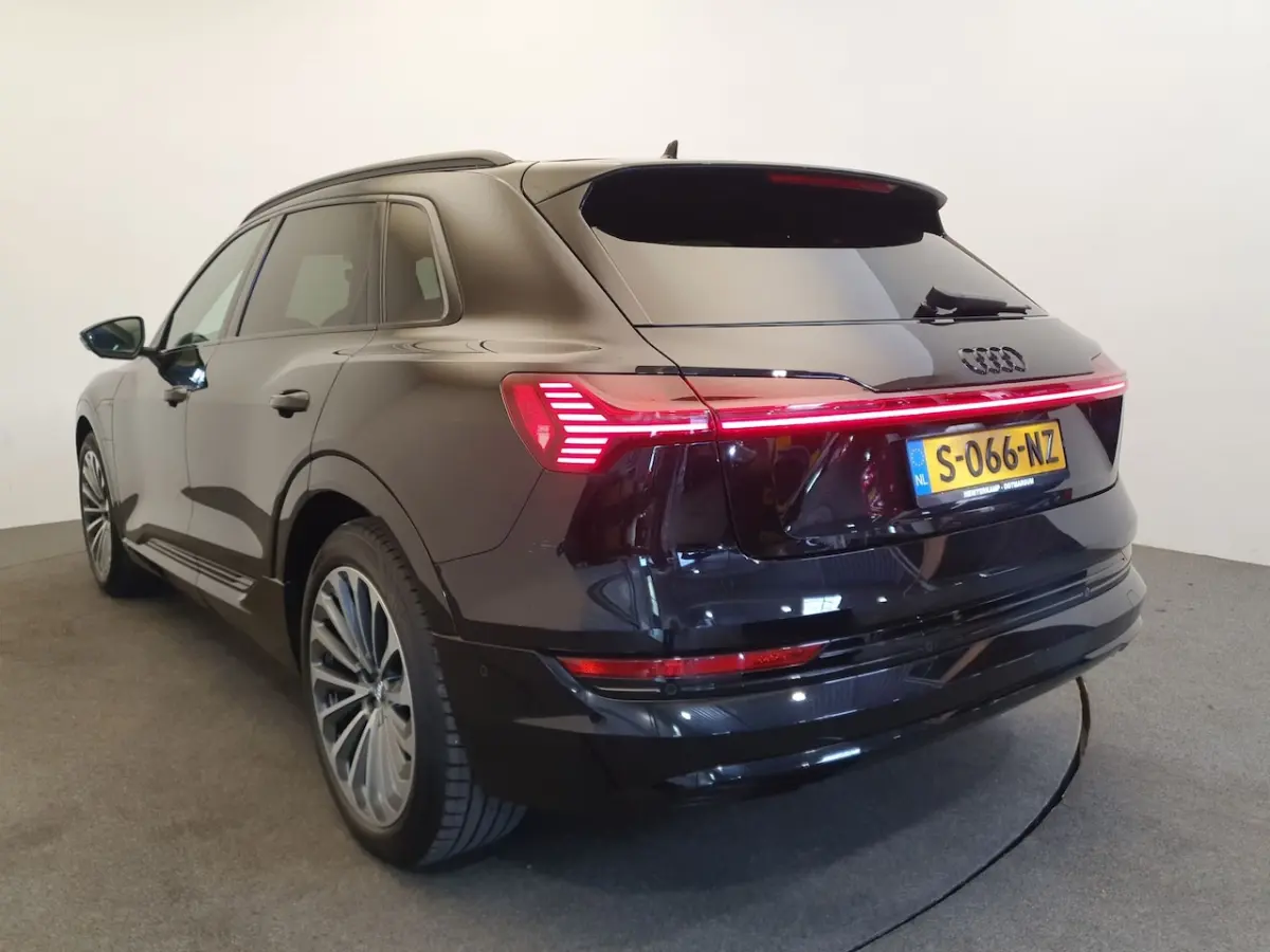 55 quattro S-Line 95 kWh Trekhaak, Pano, RS-stoelen, Matrix, 360 camera