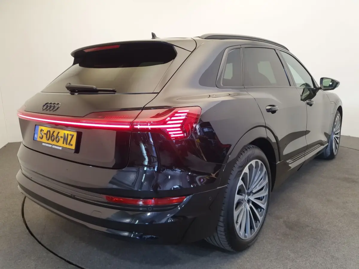 55 quattro S-Line 95 kWh Trekhaak, Pano, RS-stoelen, Matrix, 360 camera