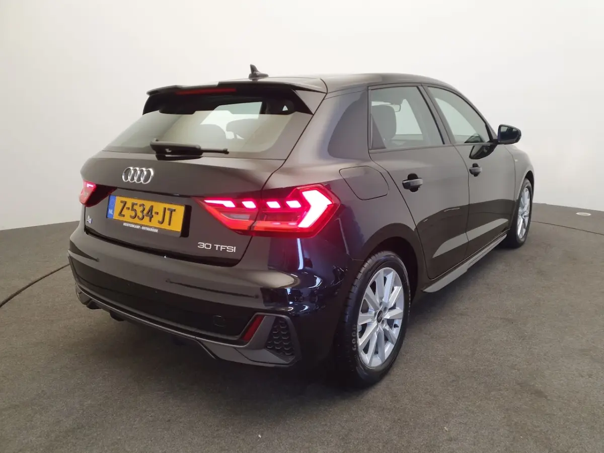 30 TFSI 110pk S-Tronic S-Line Cruise control, Virtual cockpit, Climatronic