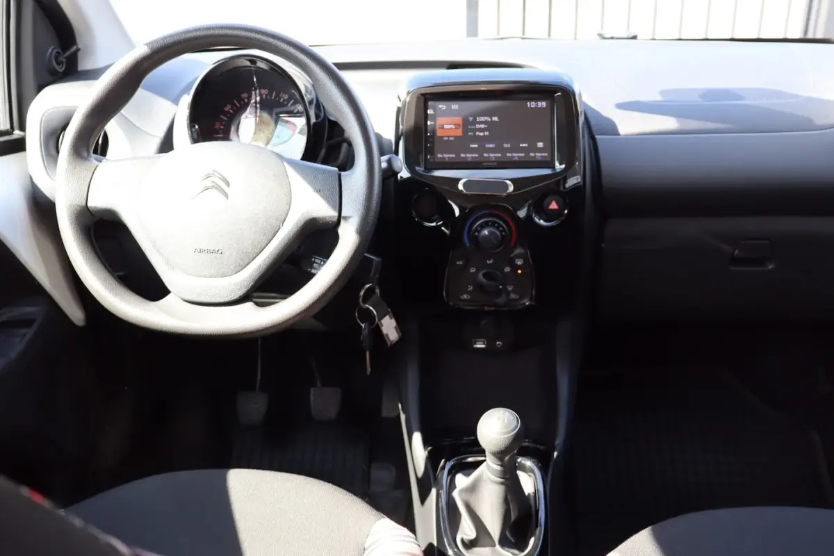 1.0 VTi Dealeronderhouden Airco/DAB radio/Bluetooth