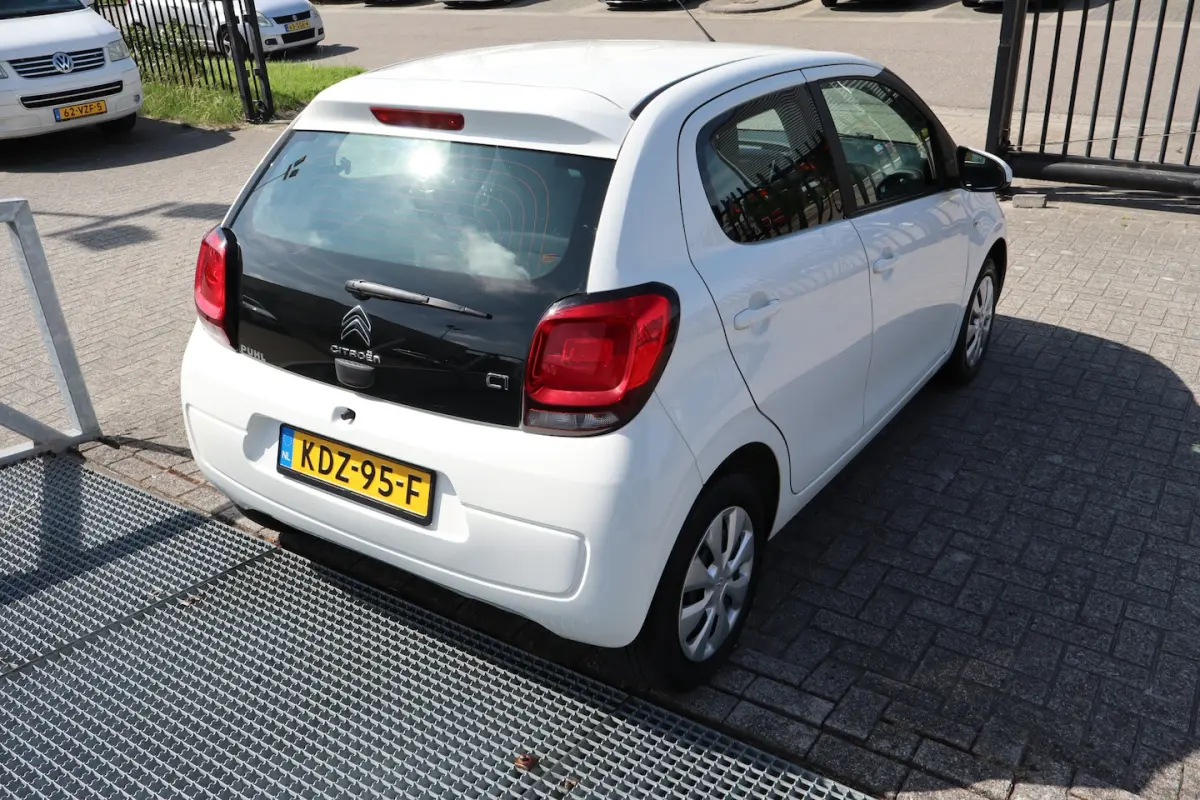 1.0 VTi Dealeronderhouden Airco/DAB radio/Bluetooth
