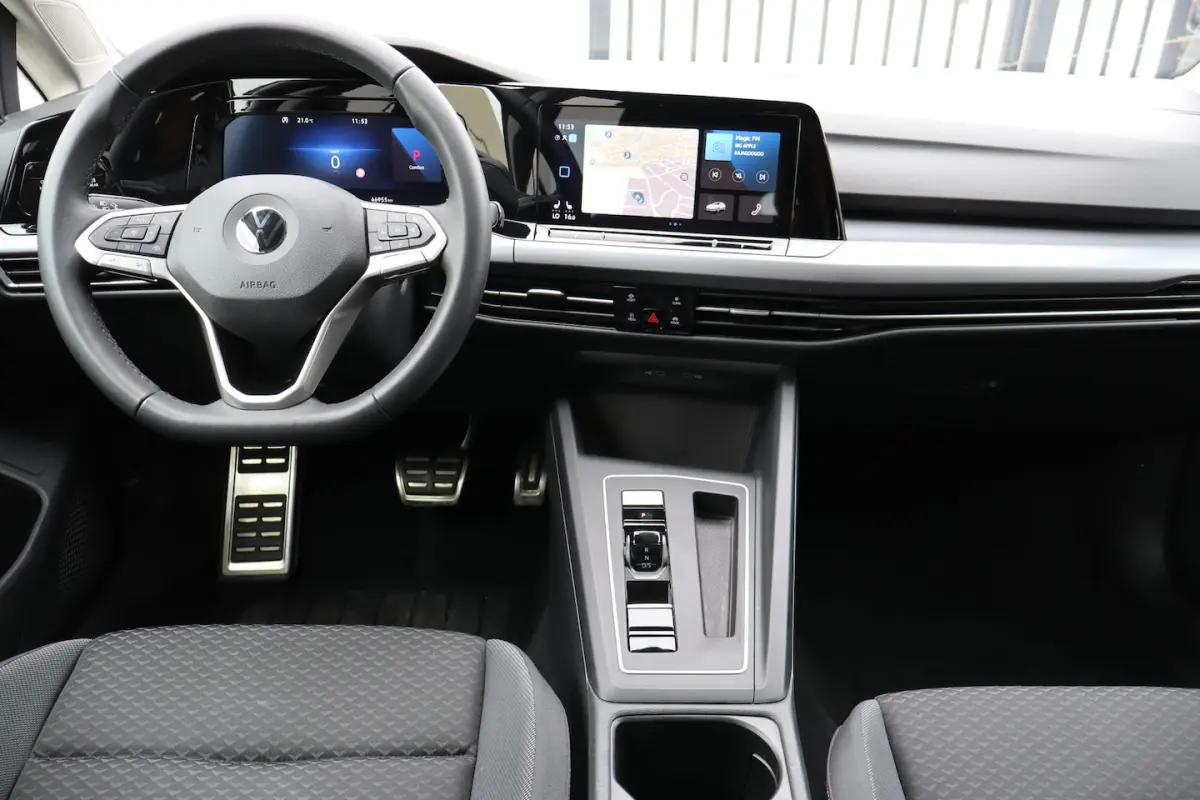 1.5 eTSI Active Stoelverwarming/Apple carplay/Achteruitrijcamera/Adaptieve cruise control/
