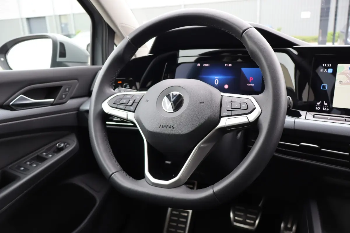 1.5 eTSI Active Stoelverwarming/Apple carplay/Achteruitrijcamera/Adaptieve cruise control/