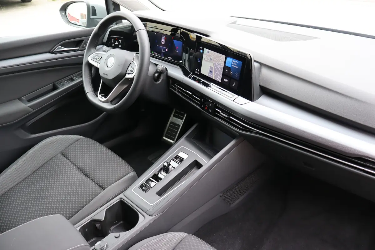 1.5 eTSI Active Stoelverwarming/Apple carplay/Achteruitrijcamera/Adaptieve cruise control/