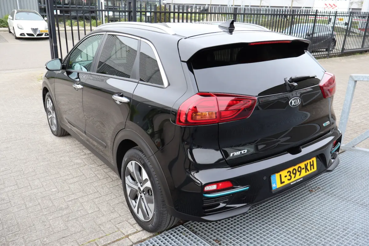 DynamicPlusLine 39 kWh 100% SOH Panoramadak/Stoelverwarming/stuurverwarming/Lane assist/Ap