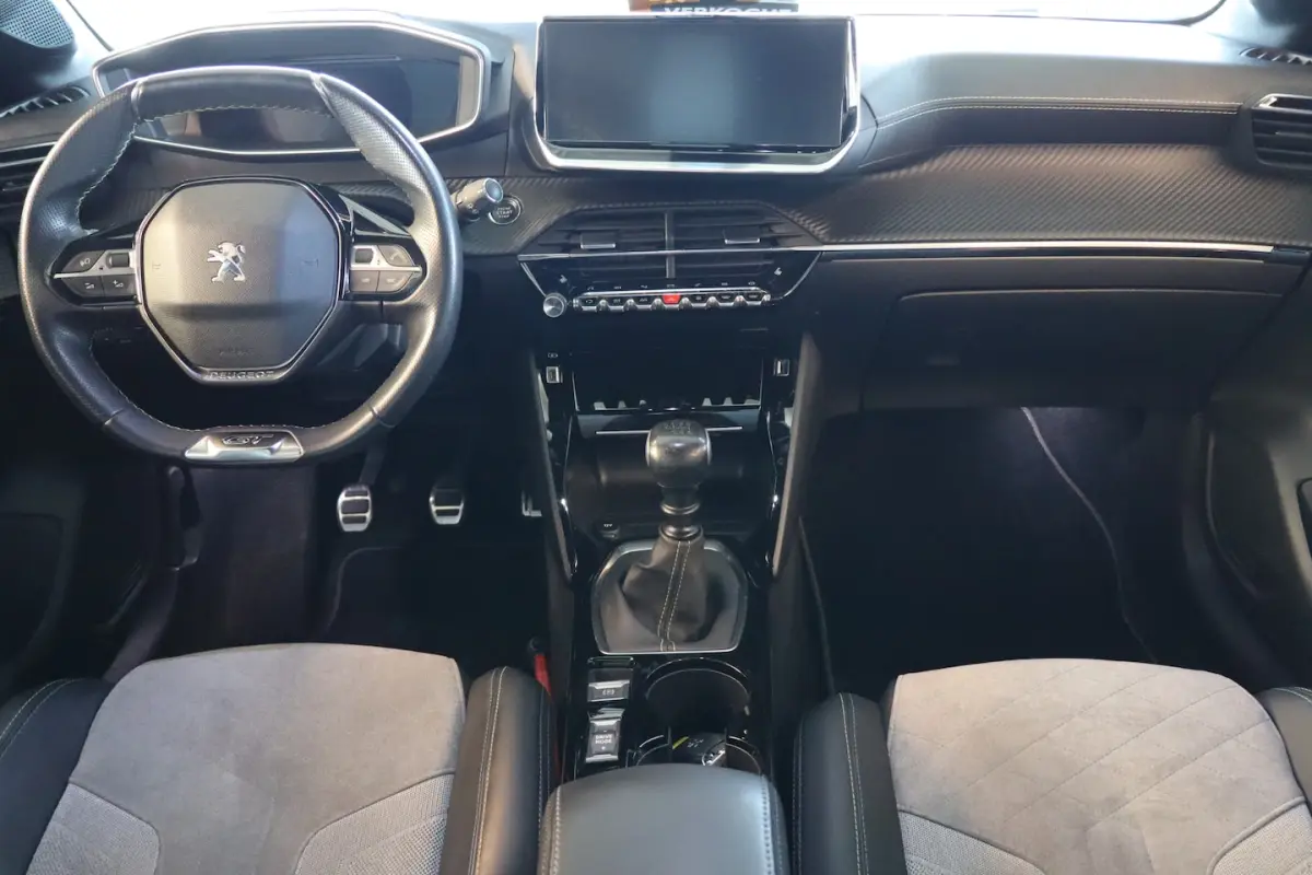 1.2 PureTech GT Pack Stoelverwarming 360 graden camera/Apple carplay/Cruise control/DAB/Cl
