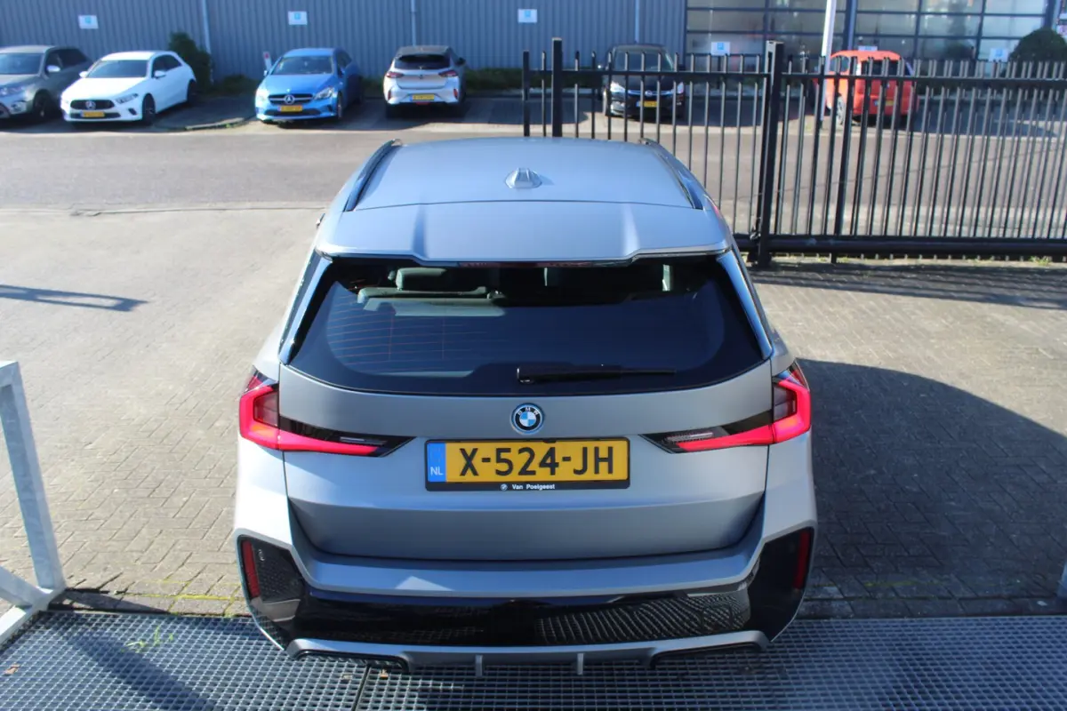xDrive25e Orig NL auto/Dealeronderhouden/Sfeerverlichting/Apple carplay/Navigatie/Achterui