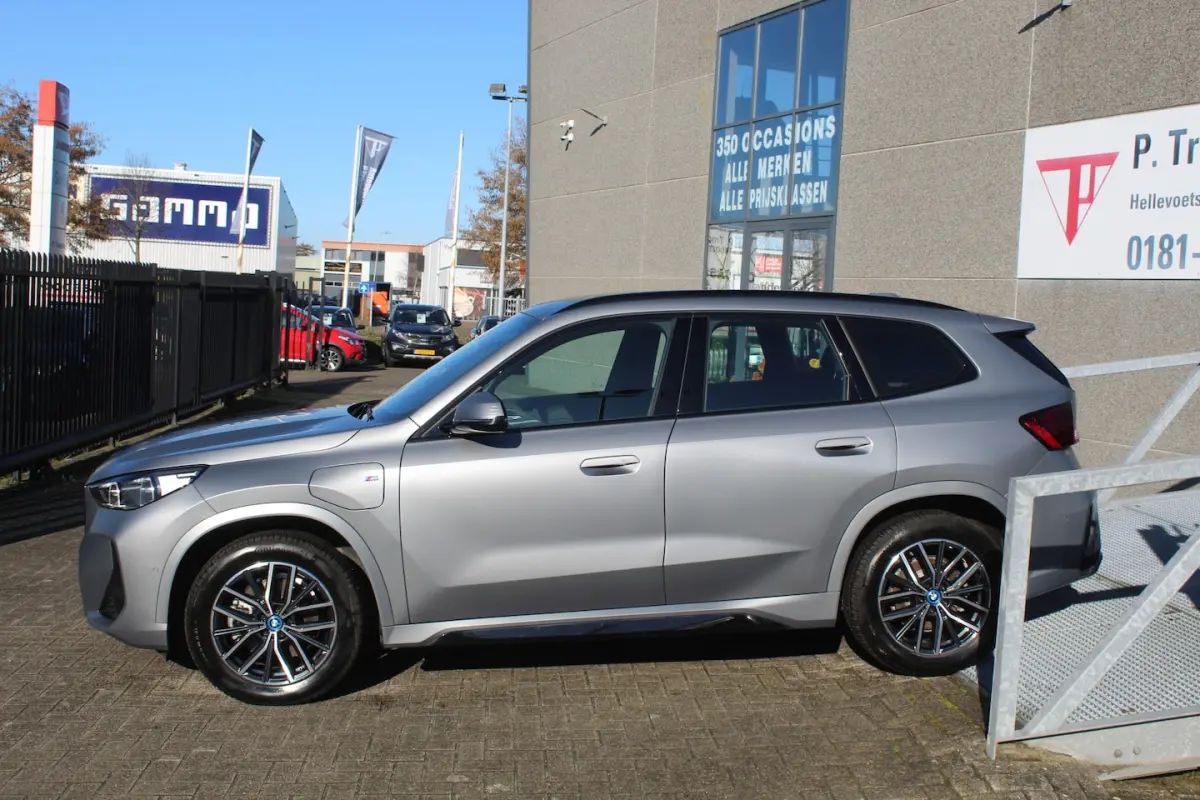 xDrive25e Orig NL auto/Dealeronderhouden/Sfeerverlichting/Apple carplay/Navigatie/Achterui