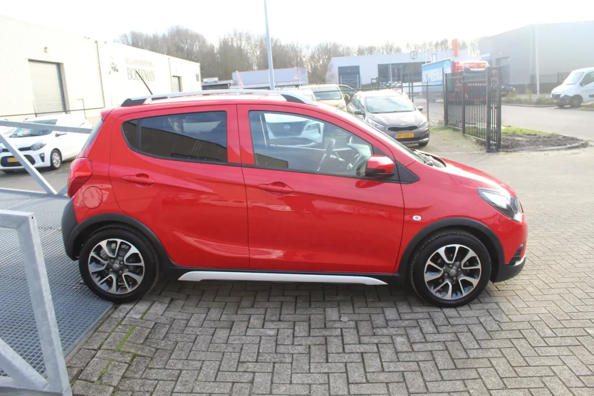 1.0 Rocks Online Edition Automaat/Orig. NL auto/Airco/Parkeersesnoren/Bluetooth/Apple car
