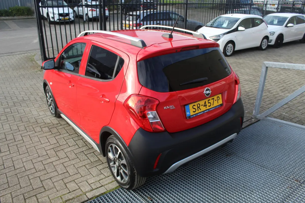 1.0 Rocks Online Edition Automaat/Orig. NL auto/Airco/Parkeersesnoren/Bluetooth/Apple car