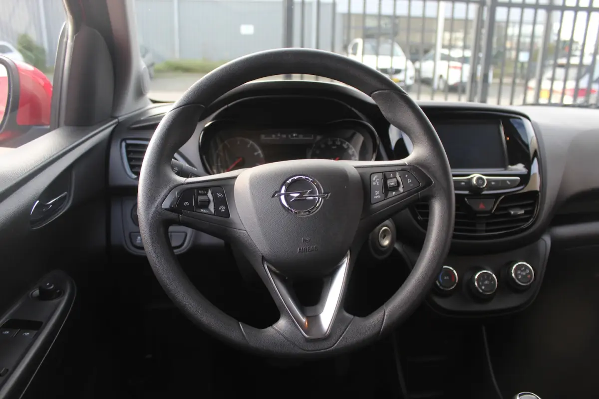 1.0 Rocks Online Edition Automaat/Orig. NL auto/Airco/Parkeersesnoren/Bluetooth/Apple car