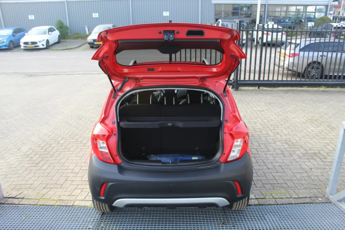 1.0 Rocks Online Edition Automaat/Orig. NL auto/Airco/Parkeersesnoren/Bluetooth/Apple car