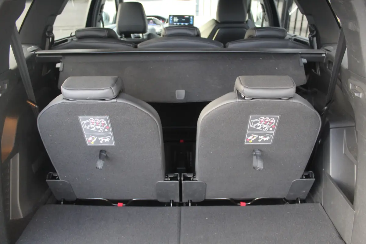 1.2 PureTech GT-Line 7-zits Navigatie/18 Inch L.M Velgen/Parkeersensoren V&A/Parkeer Camer