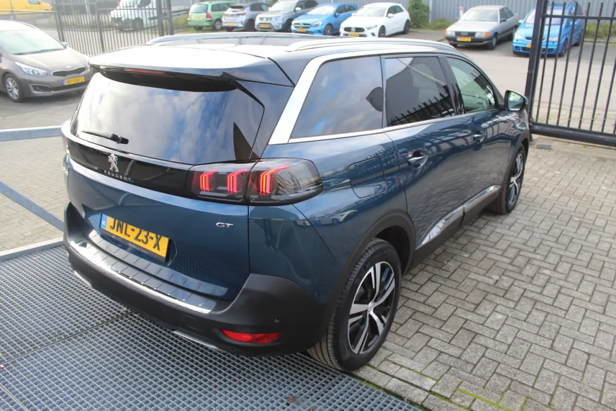 1.2 PureTech GT-Line 7-zits Navigatie/18 Inch L.M Velgen/Parkeersensoren V&A/Parkeer Camer