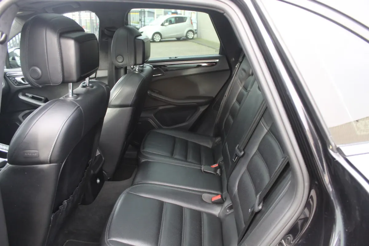 3.6 Turbo Panoramadak/Luchtvering/Sportuitlaat/Bose audio/Navigatie/Lederen bekleding/Elek