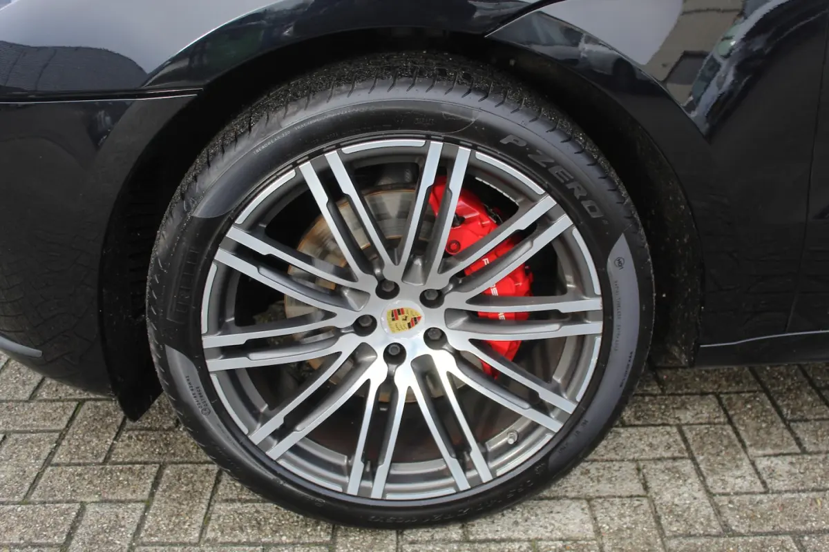 3.6 Turbo Panoramadak/Luchtvering/Sportuitlaat/Bose audio/Navigatie/Lederen bekleding/Elek