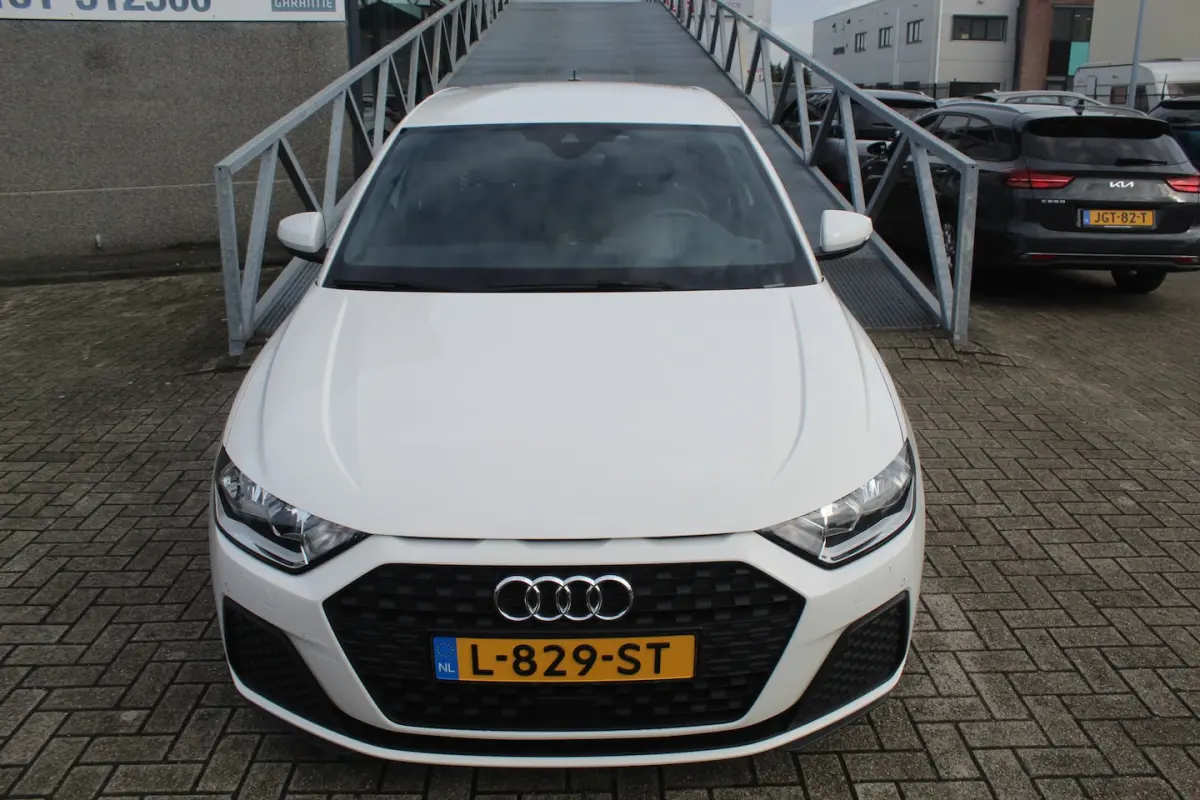 30 TFSI STERRENHEMEL Virtueel cockpit/Stoelverwarming/Keyless go/Bluetooth/Climate control