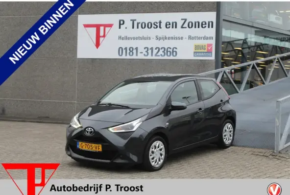 1.0 VVT-i x-play 1ste Eigenaar/Achteruitrijcamera/App connect/Airco/Orig. NL auto/Begrenze