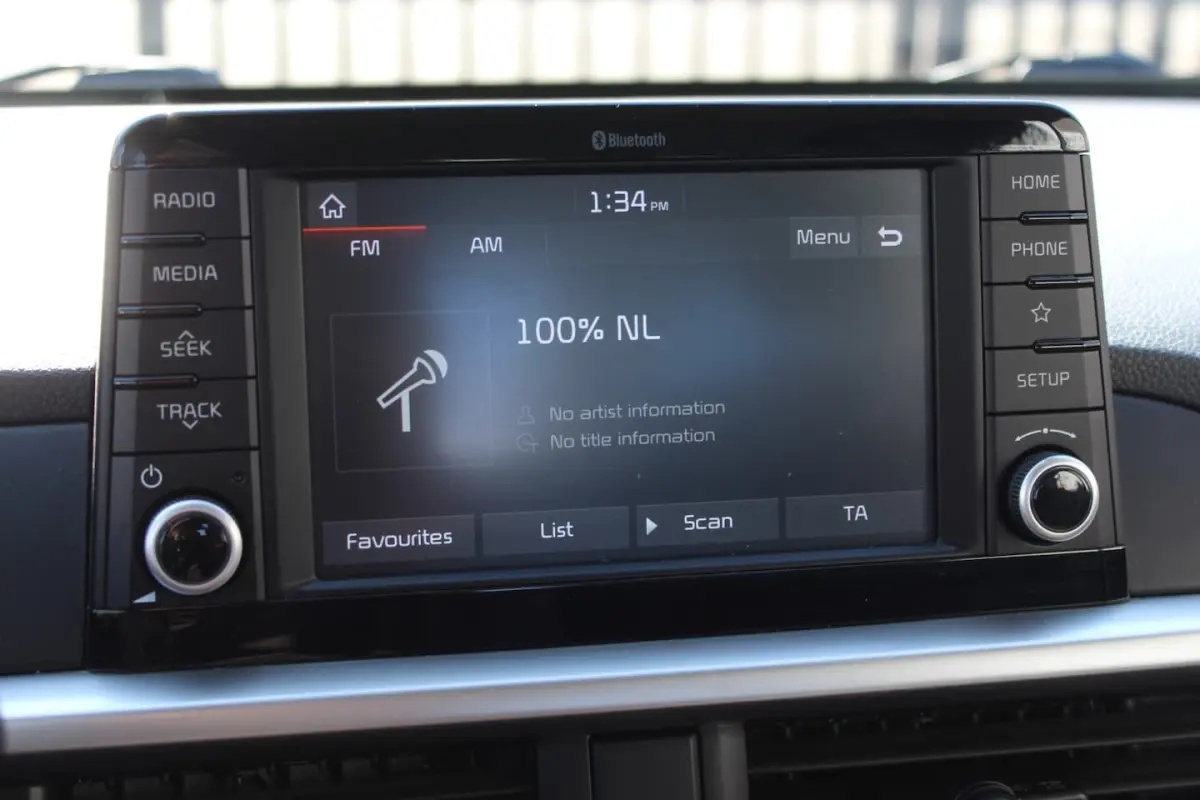 1.0 MPi ComfortPlusLine Airco/Achteruitrijcamera/Apple carplay/Bluetooth/Spraakbediening/M