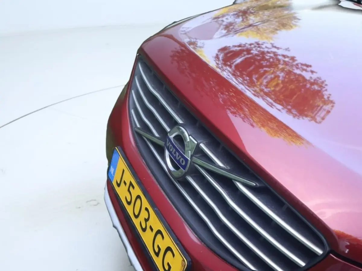 2.0 T5 FWD Summum | Clima | Cruise | Multimedia/Navi | Stoelverwarming | PDC + Camera |