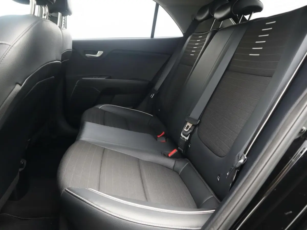 1.0 TGDI GT-Line | Clima | Cruise | Apple Carplay/Navi | Stoel/-Stuurverwarming | PDC + Ca