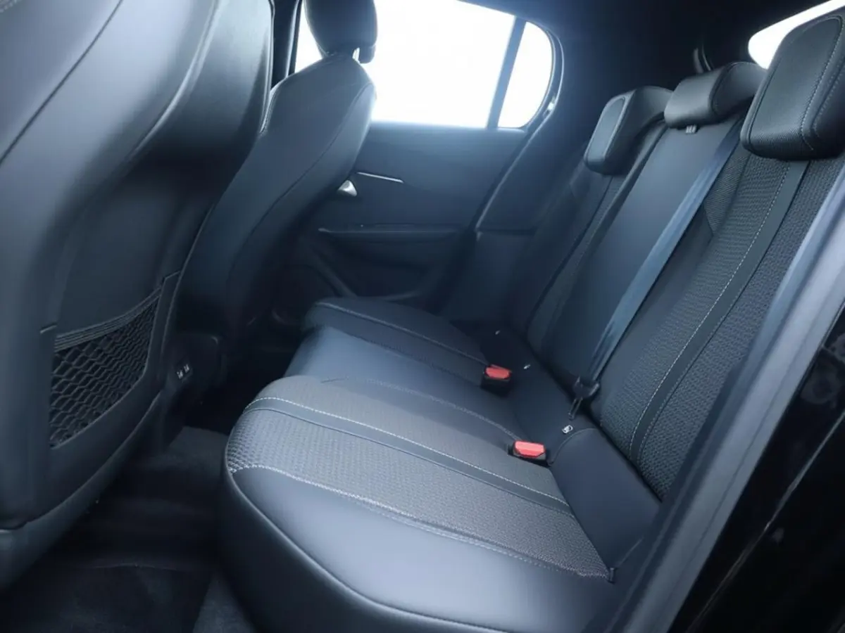 1.2 PureTech GT | NW Distributie | Clima | Cruise | Apple Carplay/Navi | PDC + 360 Camera