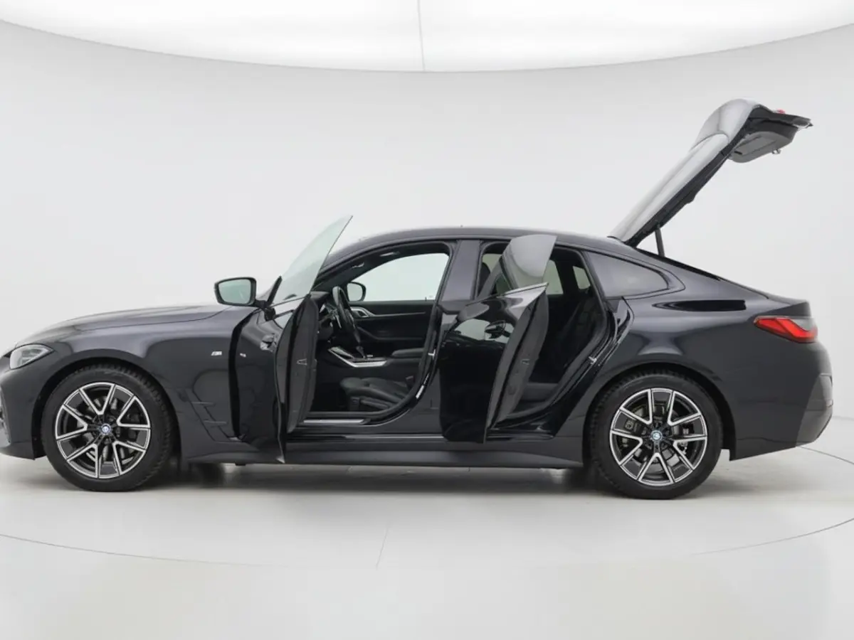420i High Executive M-sport | Clima | Adapt. Cruise | Apple carplay/Navi | Leder | Stoelve
