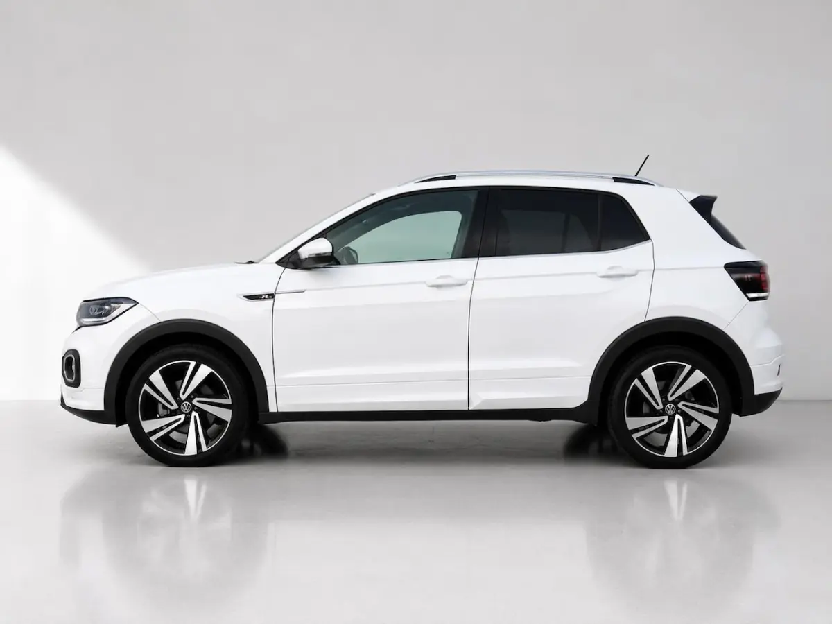 1.0 TSI R-Line | Clima | Adapt. Cruise | Apple Carplay/Navi | Velours | PDC + Camera | LED