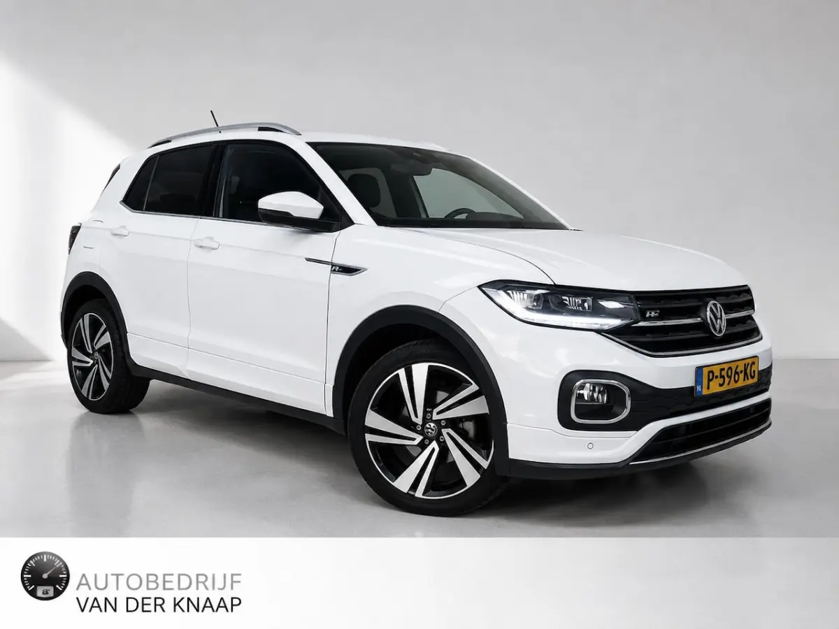 1.0 TSI R-Line | Clima | Adapt. Cruise | Apple Carplay/Navi | Velours | PDC + Camera | LED
