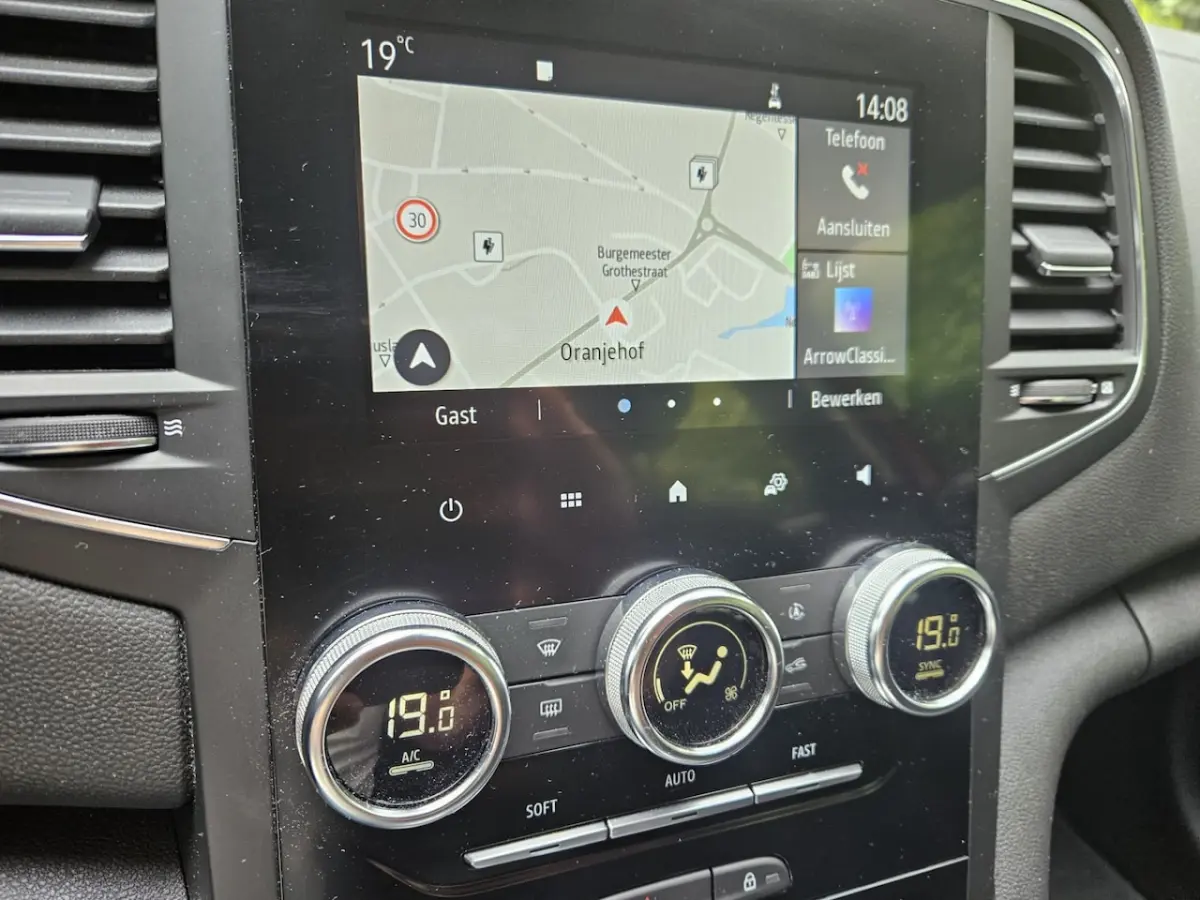 Estate 1.6 Plug-In Hybrid 160 R.S. Line Navi Led