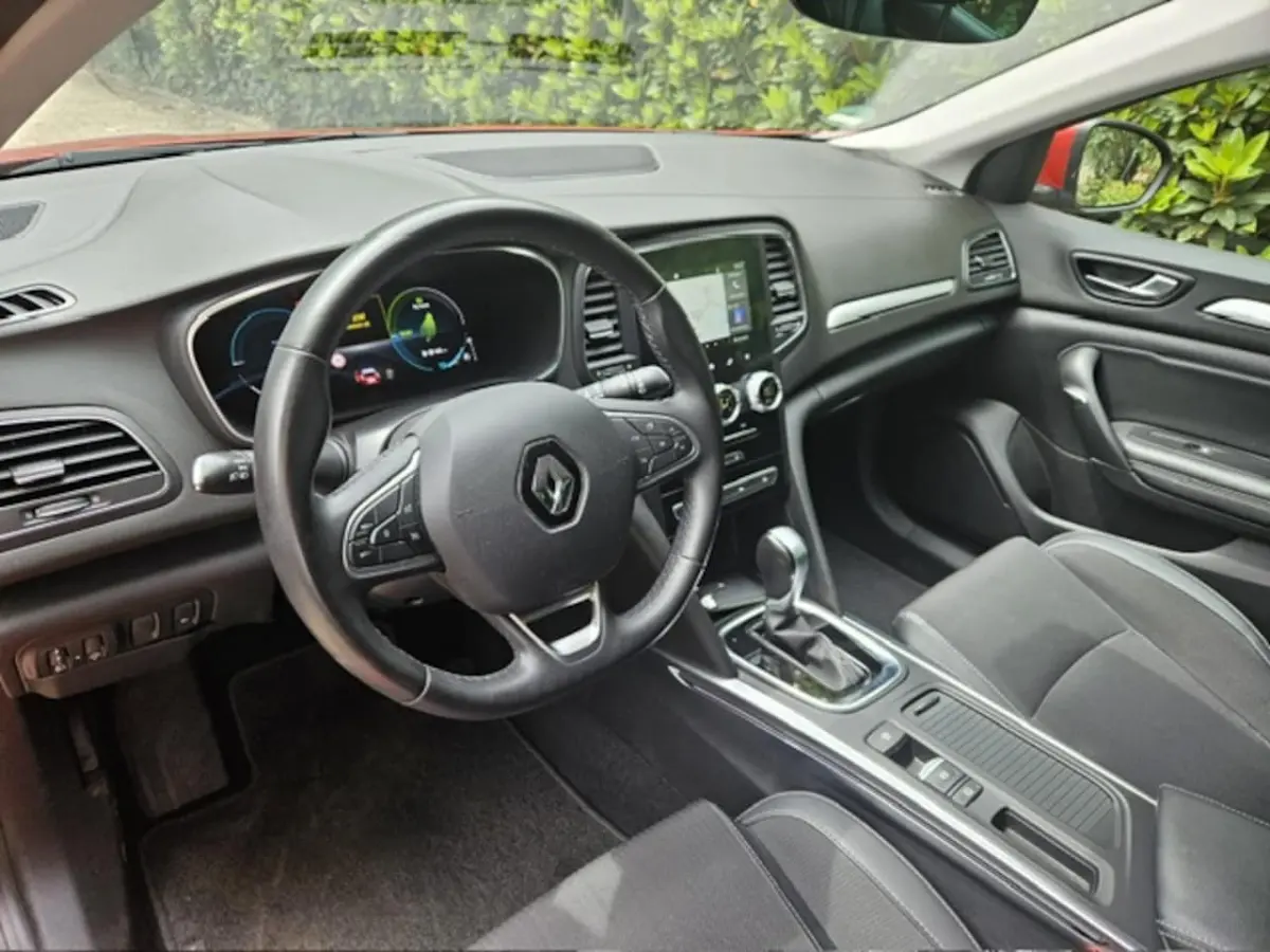 Estate 1.6 Plug-In Hybrid 160 R.S. Line Navi Led
